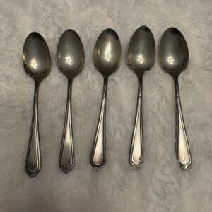 Vintage Cromwell Silver Plate Set Set 5 Spoons 6" Flatware Silverplate